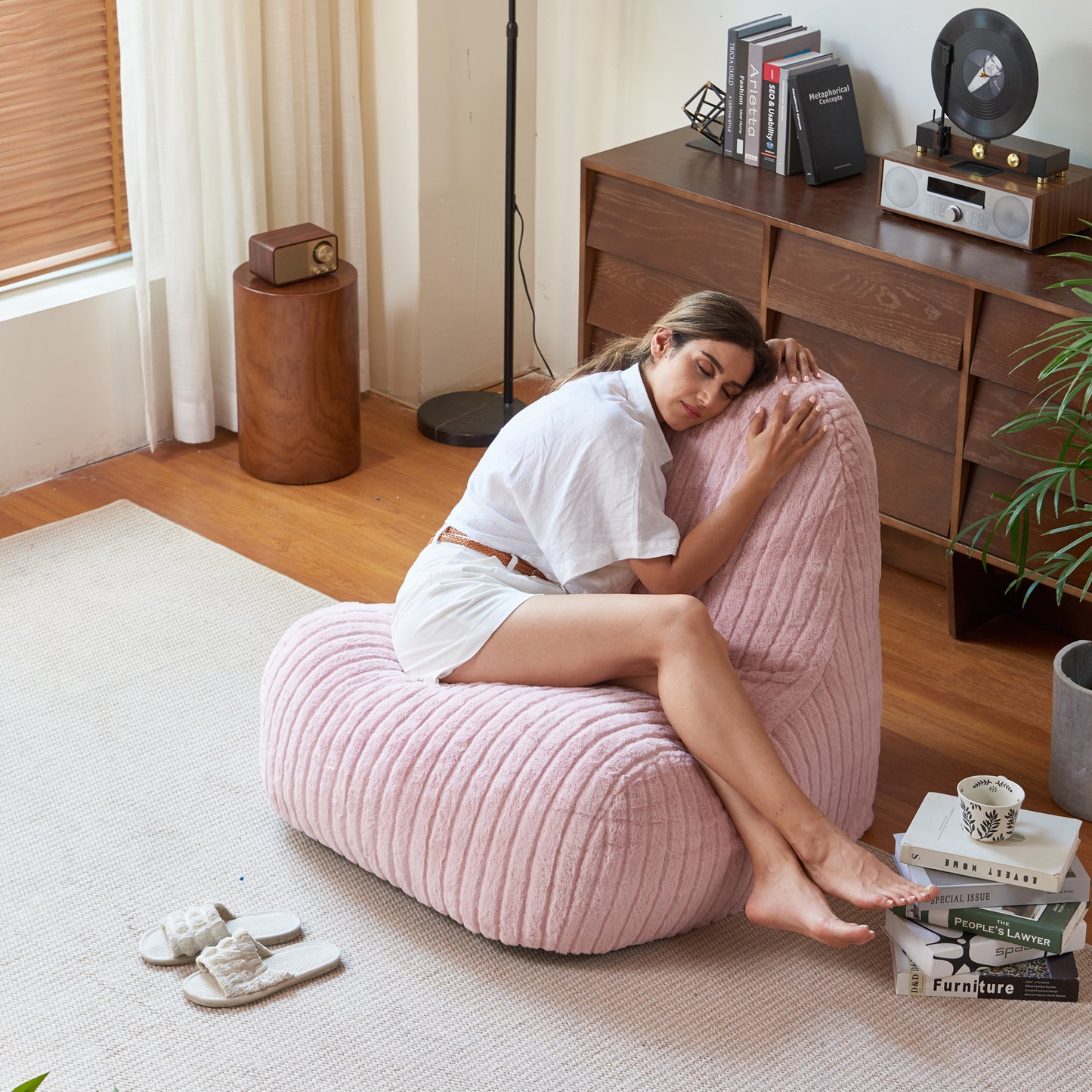 Shell-Shaped Bean Bag Chair – For Adults and Kids, Available in 4 Colors